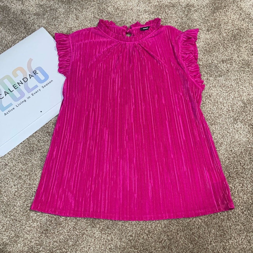Express M Medium Bright Pink Ruffle Cap-Sleeve Top